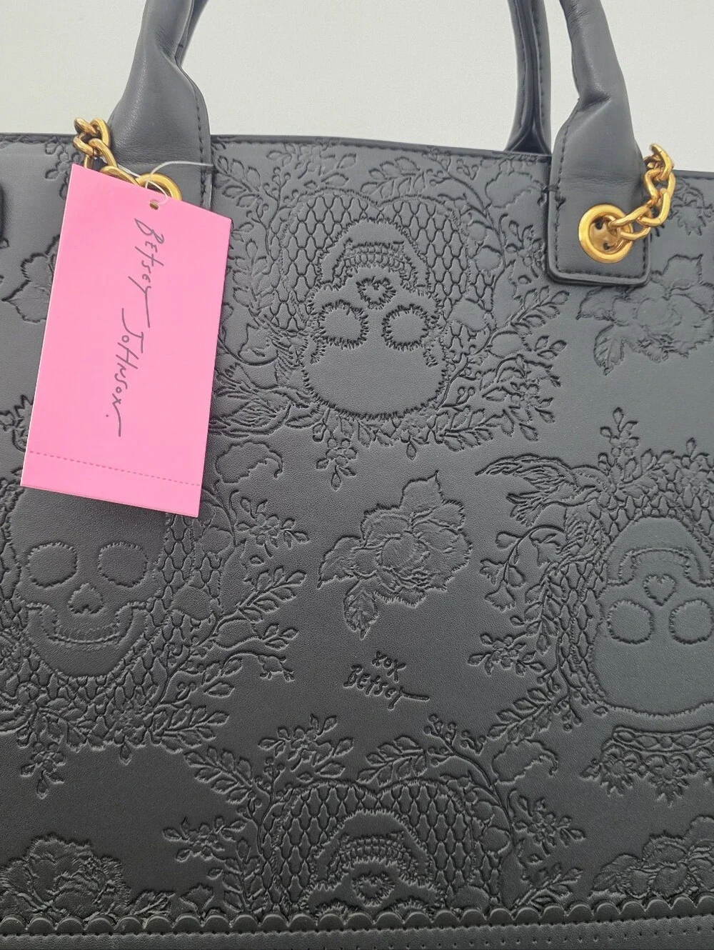 Betsey Johnson Skull Tote Bag Halloween Bag 2026 Collection